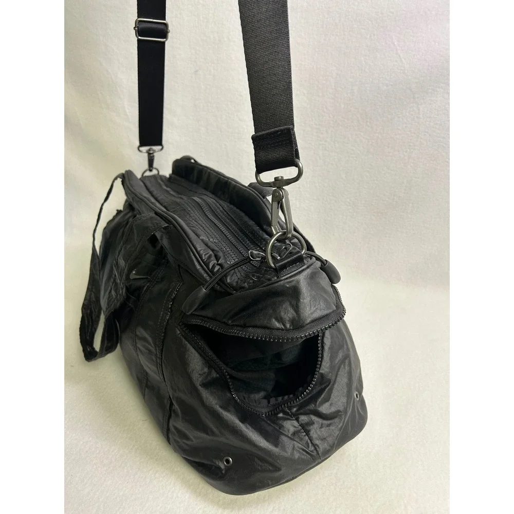 Gorpcore Nike Unisex Large Black Nylon Duffel Bag Gym Travel Weekend Carryall